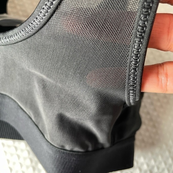 Spots Bra XS ADIDAS LOGO Spell Out Black Don't Rest Alphaskin M Support Trainer - Picture 8 of 13